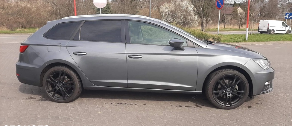 Seat Leon cena 56500 przebieg: 112900, rok produkcji 2018 z Kalisz małe 121